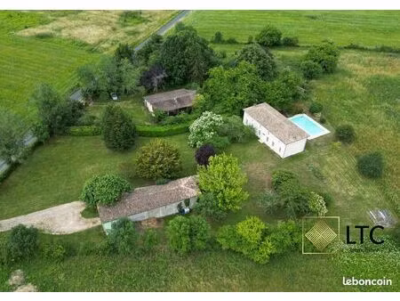 maison 6 pièces 260 m²