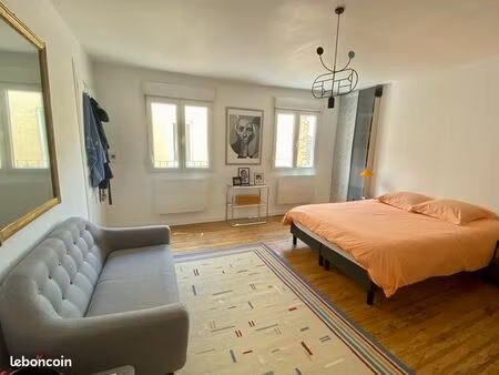 t3 85 m² – hyper centre reims (rue cérès) – balcon – 2 chambres