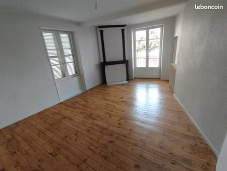 bel appartement f3 95m2 centre riom