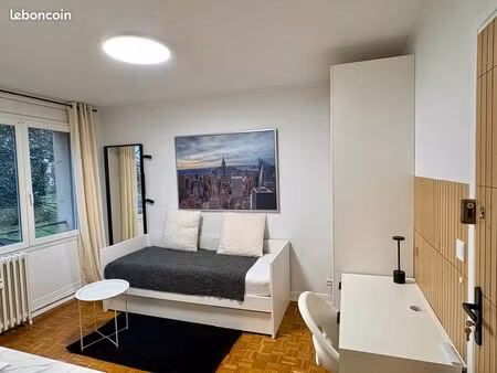 studio meublé – thionville saint-pierre – gare 12 min – parking – bus luxembourg