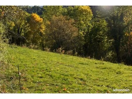 2 terrains constructibles (600m2possibilté+300m2