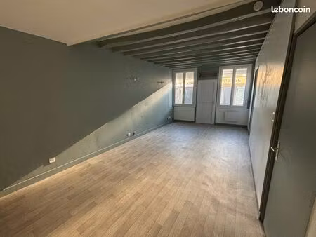 à louer f2 50 m²