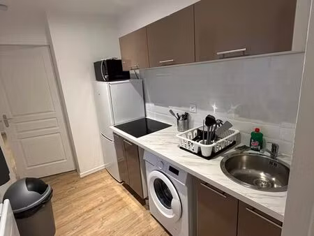 immeuble 9 pièces 179m²