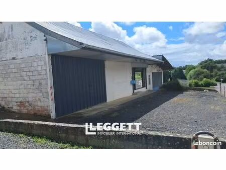 grange 2 pièces 140 m²