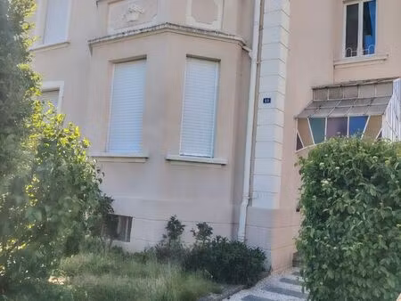 f3 dans maison individuelle yutz