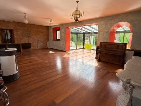 maison 105 m² à agencer avec véranda et jardin