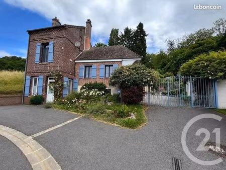 maison 6 pièces 150 m²