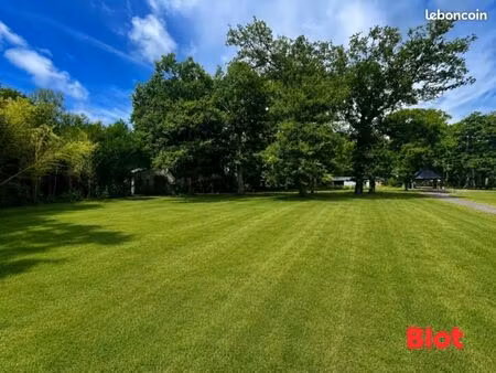 terrain 2 072 m² guerande