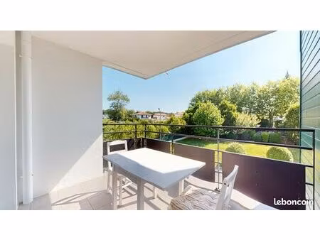 appartement t1 bis avec stationnement