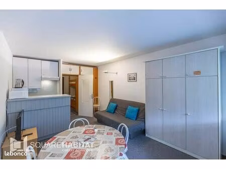 studio 1 pièce 27 m²