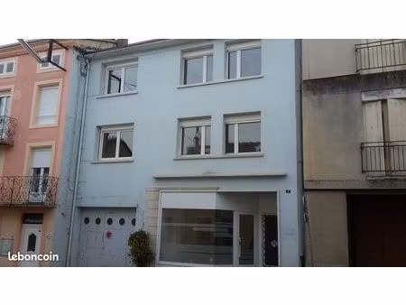 immeuble de rapport comprenant 3 logements