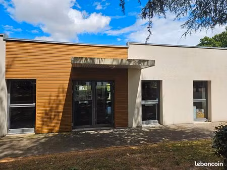 bureaux 94 m² vertou