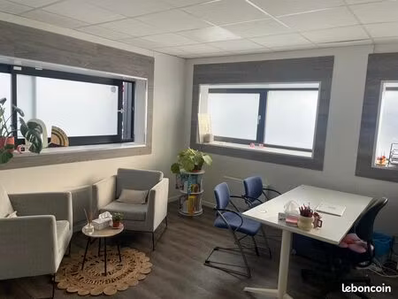 location / partage de cabinet professionnel – place alata (creil)