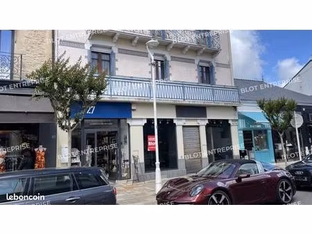local commercial 166 m²