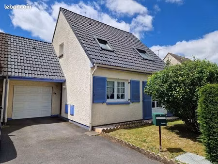 maison 85 m² - 3 chambres - garage - terrain 411 m²