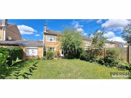 maison 4 pièces 85 m²