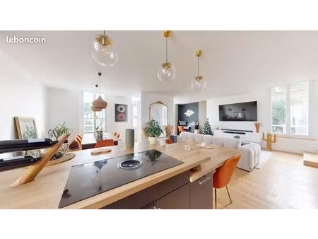 maison de ville 6 pièces 142 m²