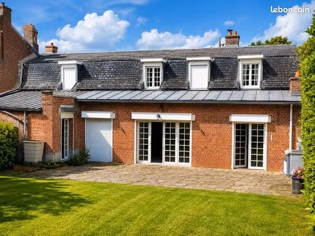 maison 7 pièces 180 m²