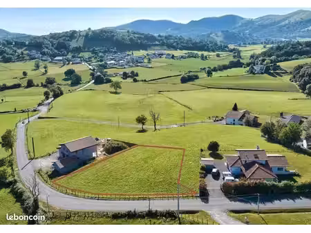 a vendre terrain 1400m²