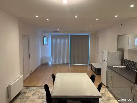 location appartement meublé - 46 5 m2