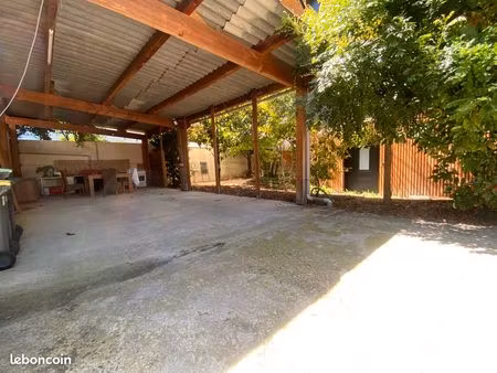 f2  très rare 45 m² 180 m² d’extérieur