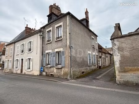 immeuble 2 pièces 60 m²