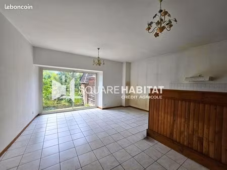 immeuble 8 pièces 200 m²