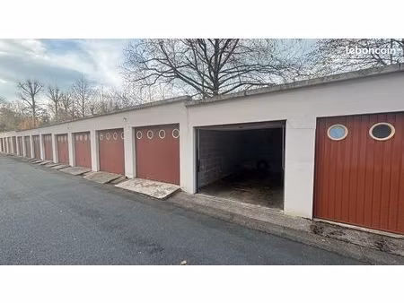 a vendre garage bernain avec électricité