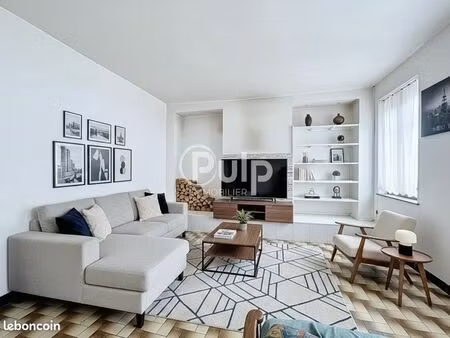 maison 6 pièces 150 m²