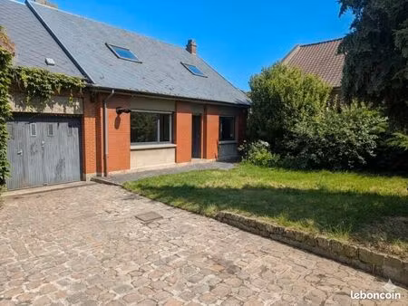 maison 8 pièces 162 m²