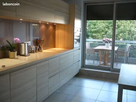 vallieres - f3 de 73 m² + garage