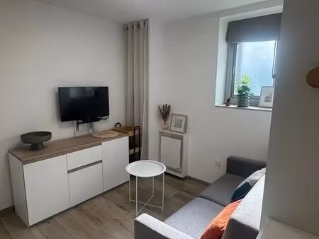 studio meublé bien agencé