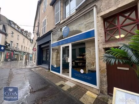 commerce 69 m²