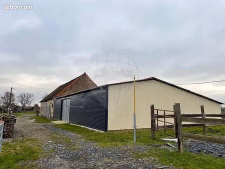 local industriel 560 m²