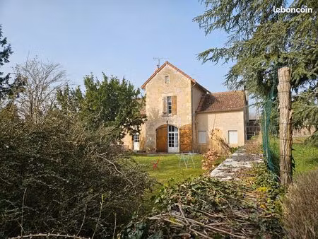 maison au calme pour jeunes retraités