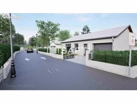 terrain 650 m² riom