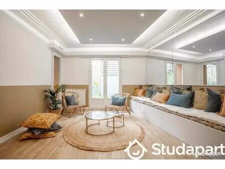 chambre 1 pièce 12 m²