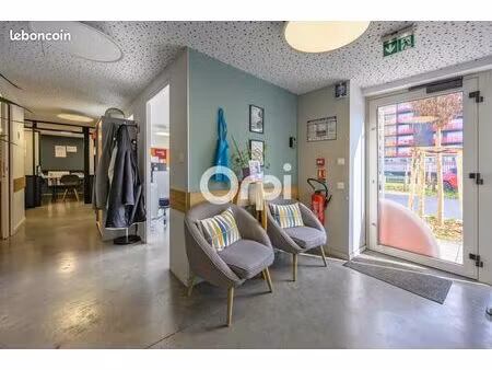 maison 2 pièces 102 m²