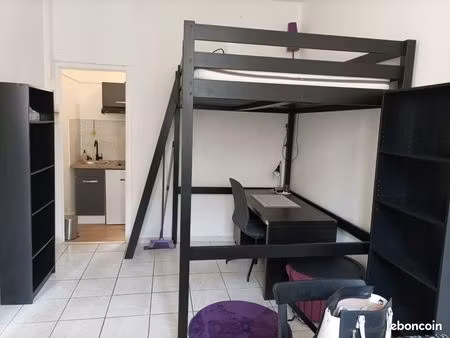 studio meublé à 200m de la place stalingrad