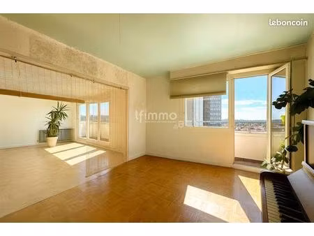 appartement 3 pièces 84 m²