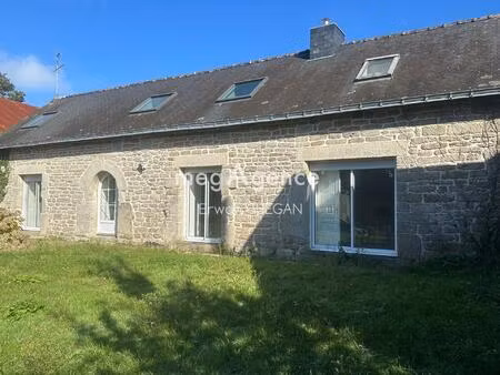 ensemble immobilier à fort potentiel proche pontivy
