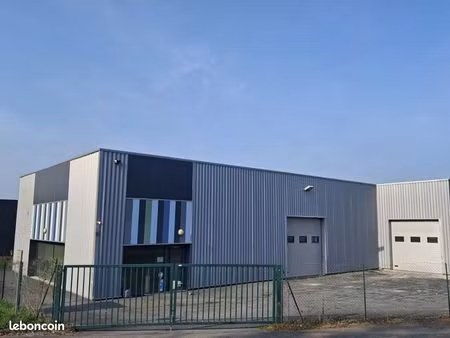local d'activité 473 m²