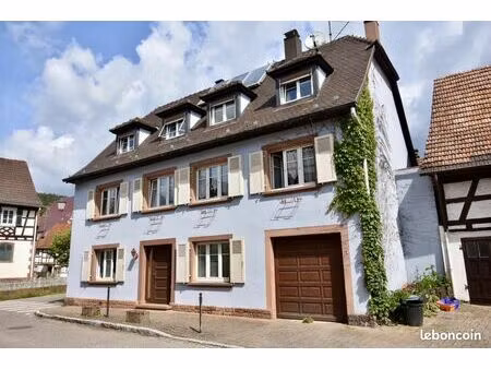 maison 10 pièces 270 m²
