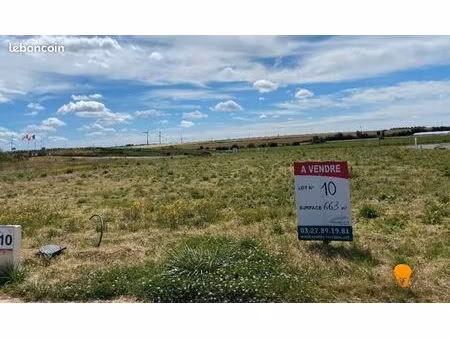 terrain 663 m² cherisy