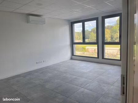 3 bureaux à louer – montussan 33450 – proche bordeaux / n89