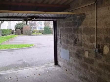 garage/box fermé