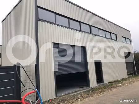 local d'activité 170 m²