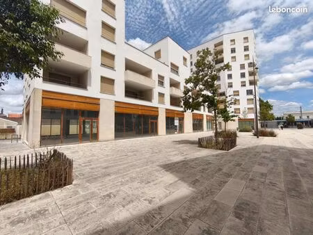 local commercial villenave d'ornon - centre
