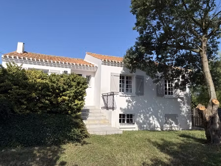 maison 7 pièces - 138 m²