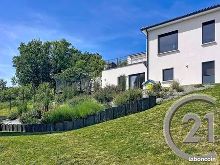 maison 5 pièces 148 m²